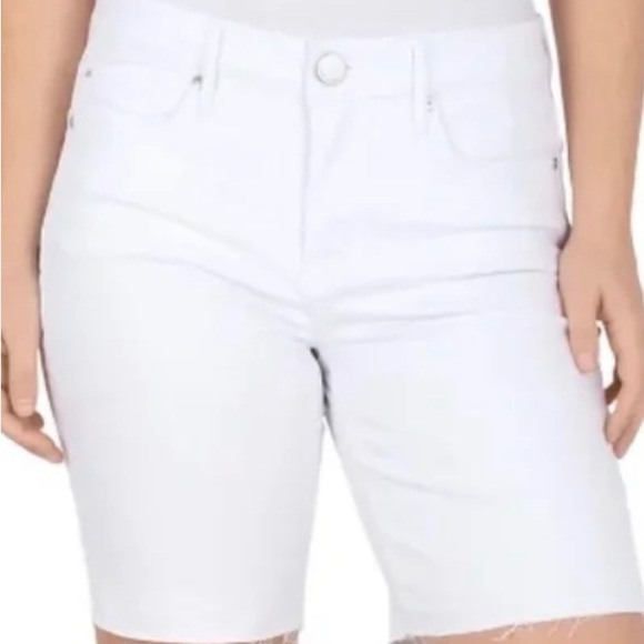 Seven7 Limited Edition Premium Denim Weekend Slim fit Bermuda - Picture 1 of 4